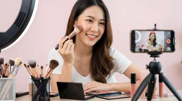 17c一起草美妆视频教程